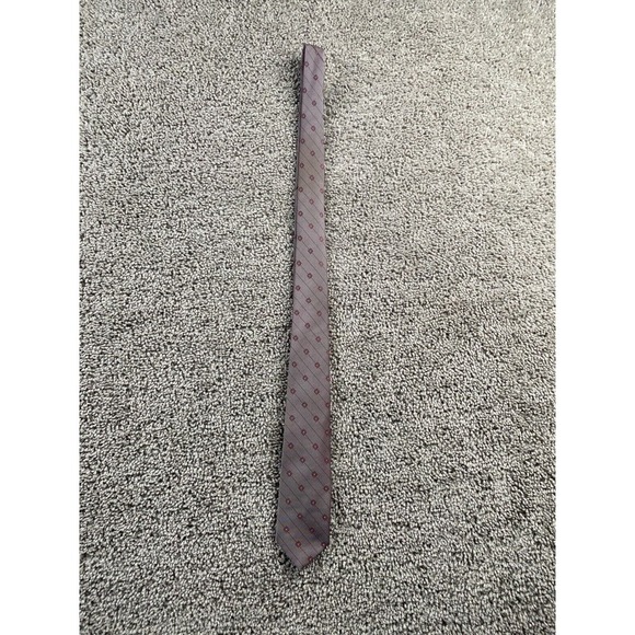 VINTAGE Serge Saint Yves Neck Tie Mens Gray Red Polyester Business Casual FLAW - Picture 3 of 10